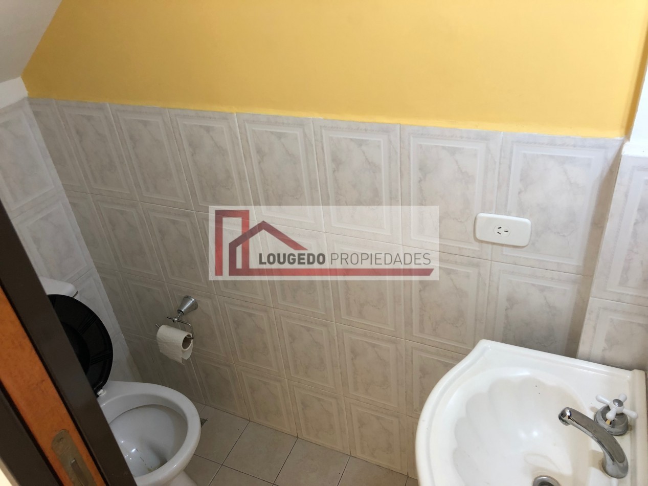 DUPLEX 3 AMBIENTES - CON COCHERA Y JARDIN  - CARAPACHAY